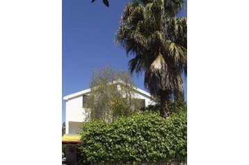 Črna gora Privát Herceg Novi, Eksterier